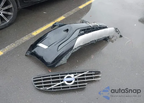 2015 Volvo Xc60 T5 Premier Plus from USA, damaged, VIN YV426MDC0F2593243